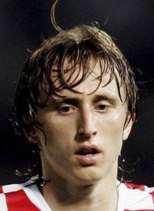 太阳队三分雨浇灭对手