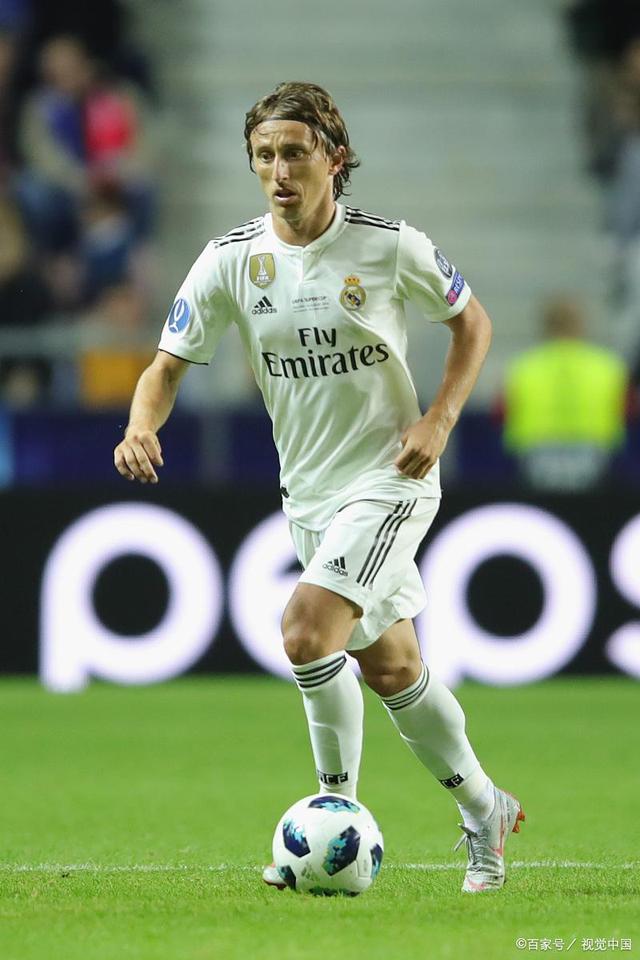 库杜斯：我的偶像是奥科查；我非常钦佩孙兴慜，他是一个榜样