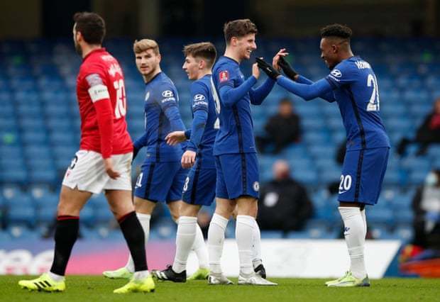 官方：大罗、托蒂等名宿担任世界杯赛程公布仪式嘉宾