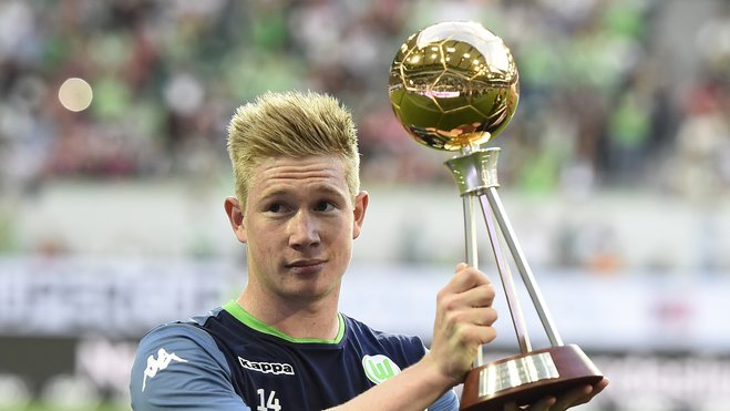 图片报：勒沃库森遭遇多次意外事件，到达曼市时已延误数小时